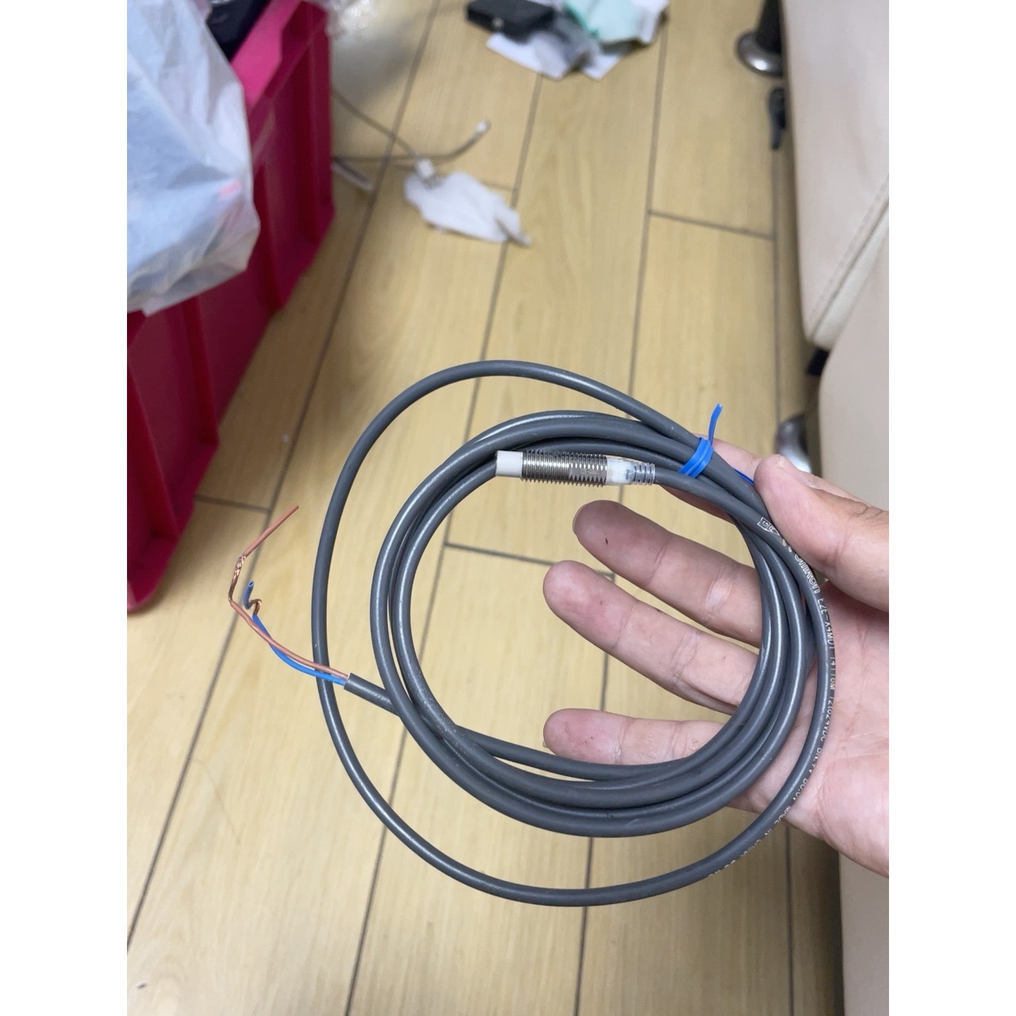 E2EM-X4X1接近开关,全新没,图片议价产品