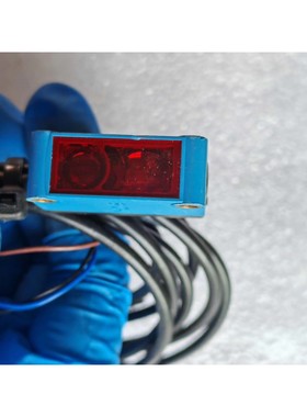 西克SICK光电传感器GTE6-N1211,蓝色外壳红窗口,议价产品