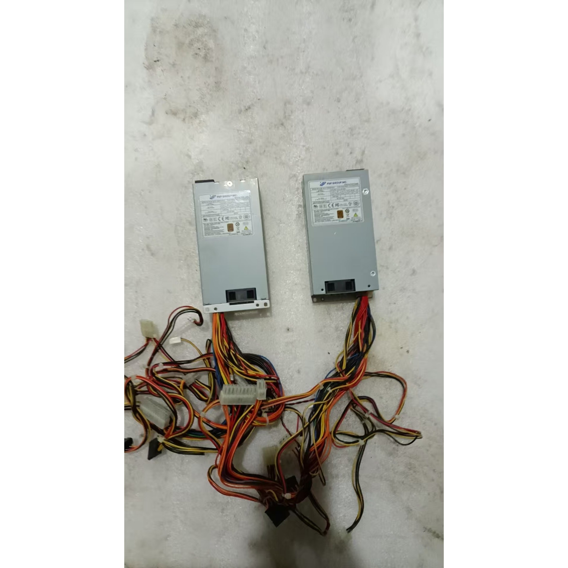 匡恩网络防火墙拆机1u电源 金牌300w议价产品