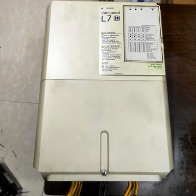电梯安川变频器CIMR-L7B4018议价产品