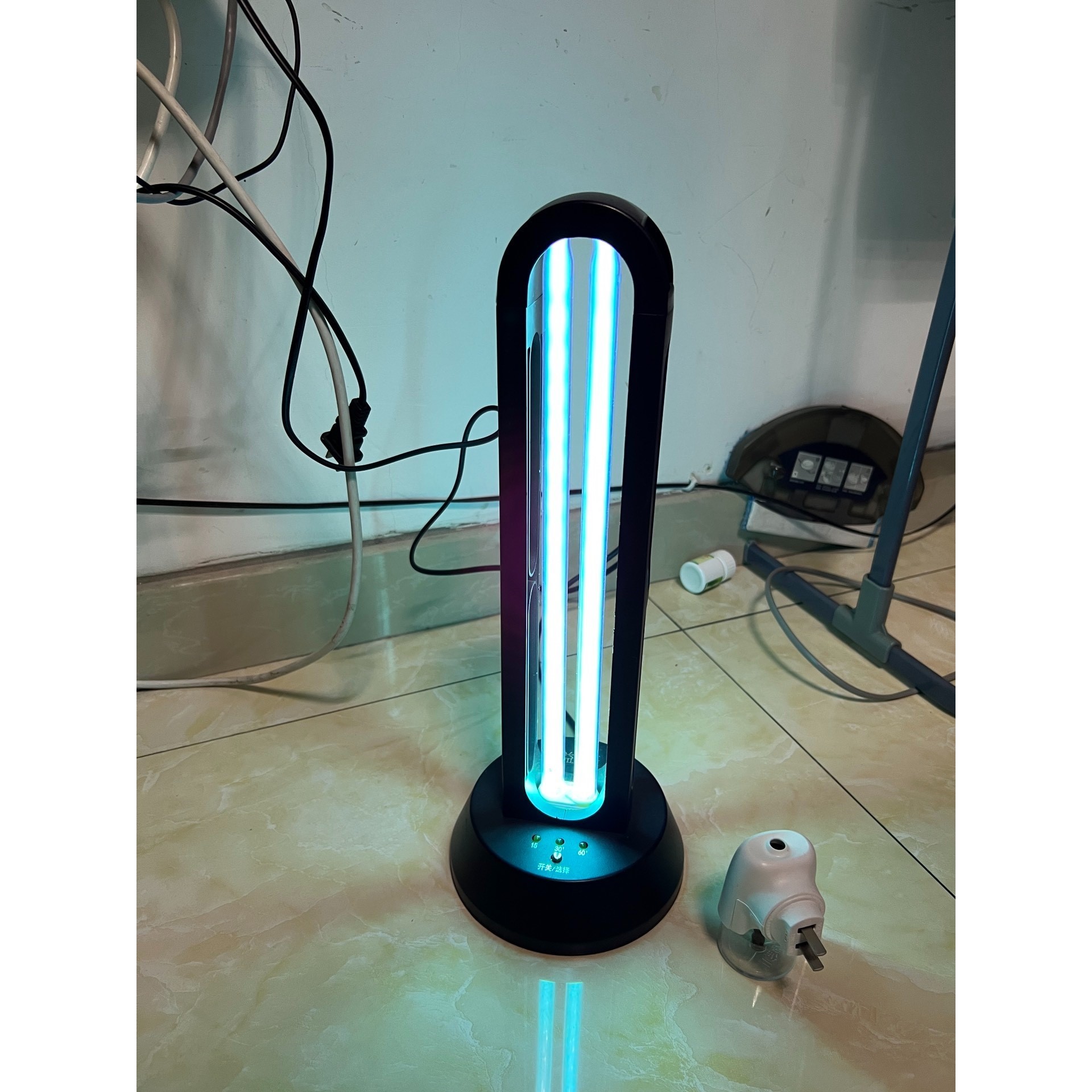 益辰紫外线消毒灯杀菌灯家用移动式臭氧除异味除螨专用灭菌灯 二