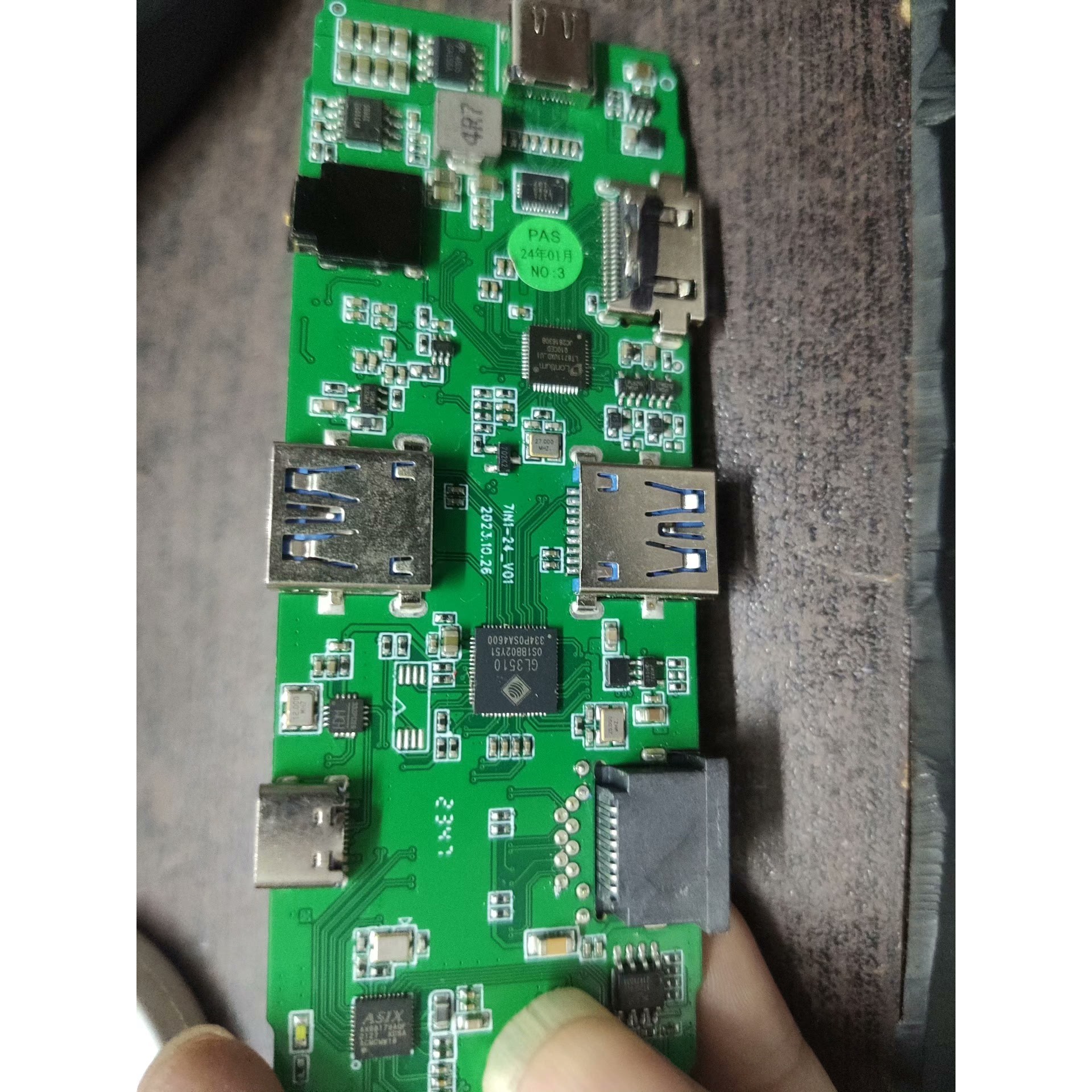 浦记(PLEXTONE)GS1七合一 式扩展坞转接器Type议价产品