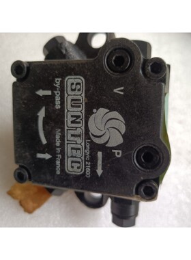 法国原装SUNTEC桑泰克油泵,型号AE67C库存备件,实物议价产品