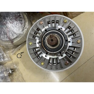 大大的磁粉离合器,14.5 KG,51.5W,成色新,131议价产品