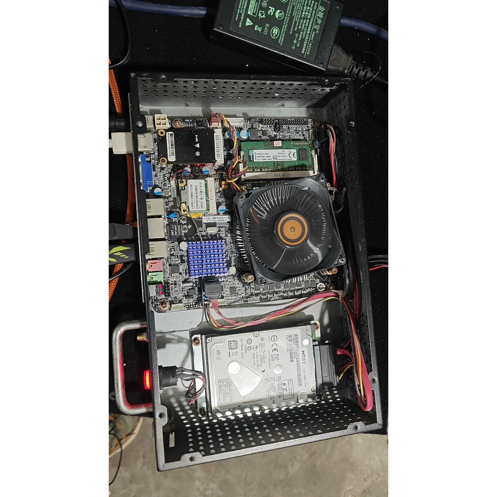 小主机,i3-4150  CPU   内存4G,带无线网卡,议价产品