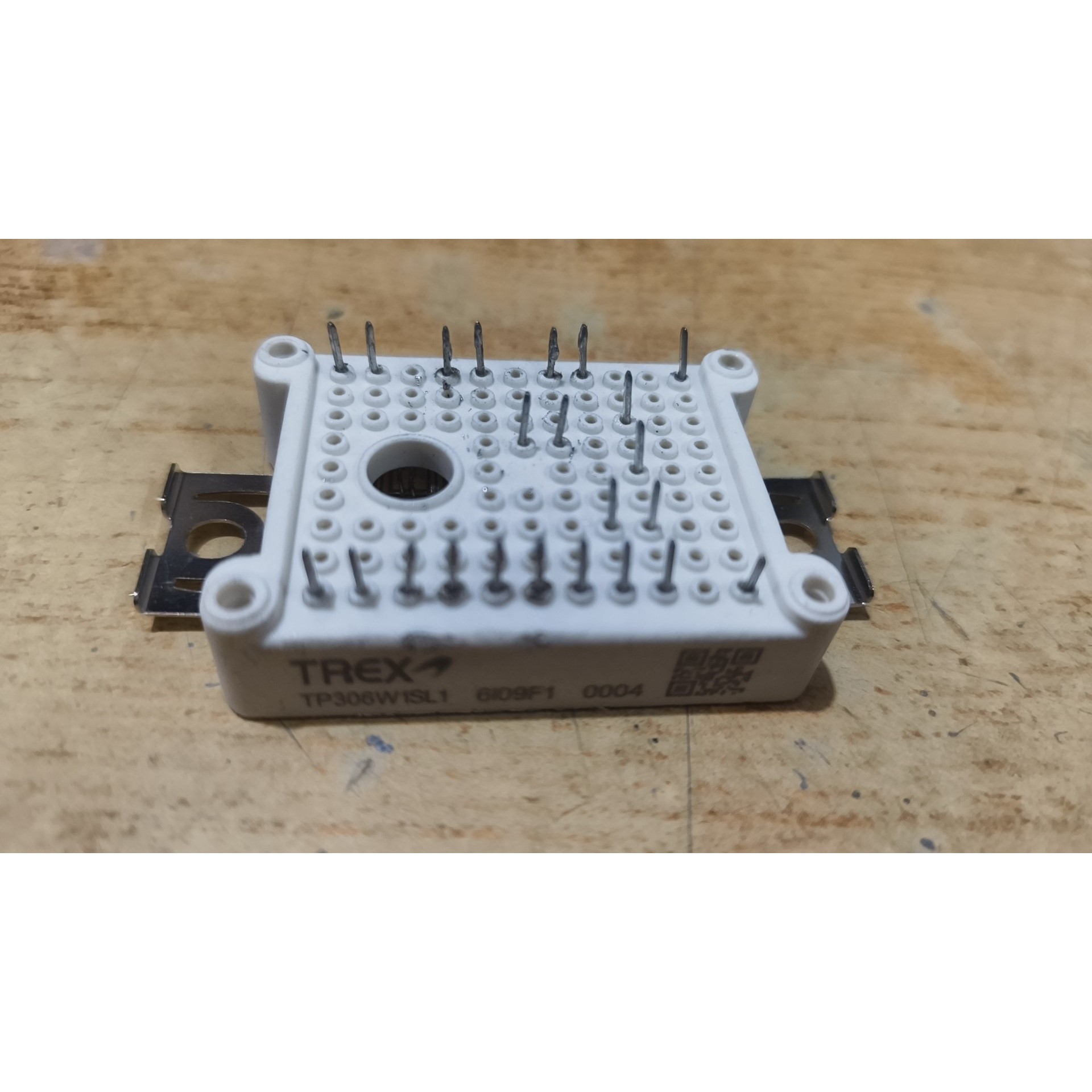 TP306W1SL1可代替FP30R06W1E3、议价产品