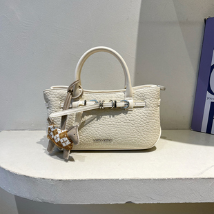 劳拉时黛质感荔枝纹手提包女皮带扣斜挎包2026新款百搭时尚单肩包