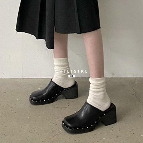 CHILIGIRL铆钉粗跟包头拖鞋