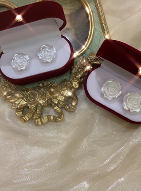 晚时光复古白色玫瑰花粉色耳钉