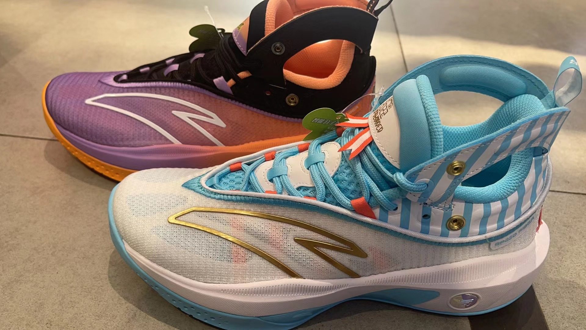 安踏KT8氮科技汤普森高帮篮球鞋