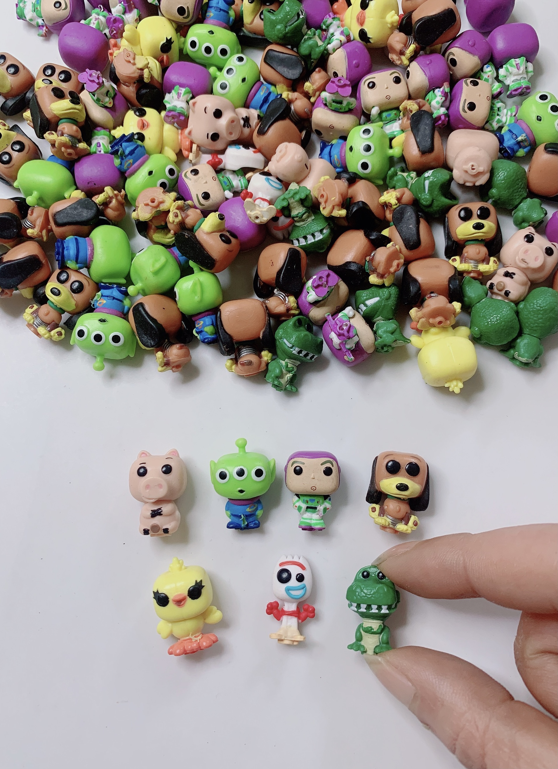 散货Funkopop迪士尼迷你金币猪三眼巴斯叉叉暴暴龙弹簧狗公仔