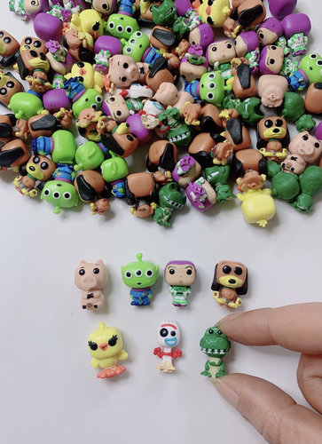 散货Funkopop迪士尼迷你金币猪三眼巴斯叉叉暴暴龙弹簧狗公仔