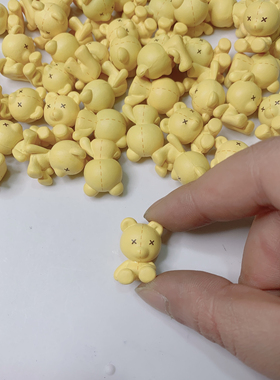 散货莉莉丝隐藏黄色补丁小熊