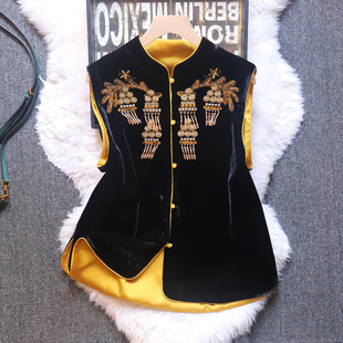 2025秋装 柔软丝绒黑色马甲女重工钉珠刺绣撞色背心坎肩 细腻光泽