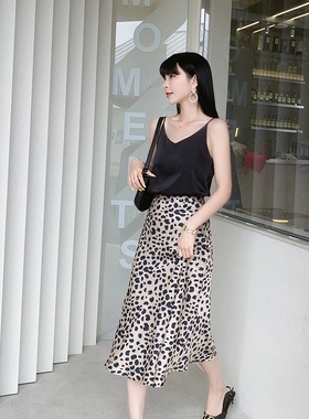 仿真丝豹纹半身裙 夏季新款包臀鱼尾裙 女轻奢显瘦中长款裙 22444
