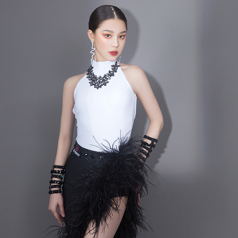 星辰舞服走秀款花服拉丁舞裙