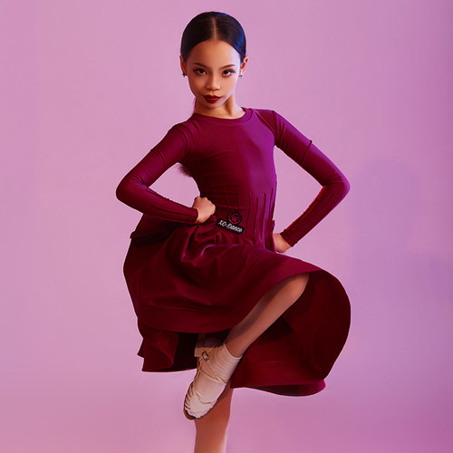 星辰体协加分质感酒红圆领规定服