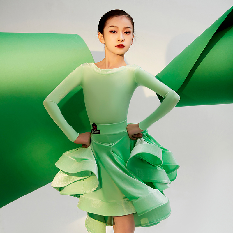 星辰舞服國標舞比賽服吸睛氣質