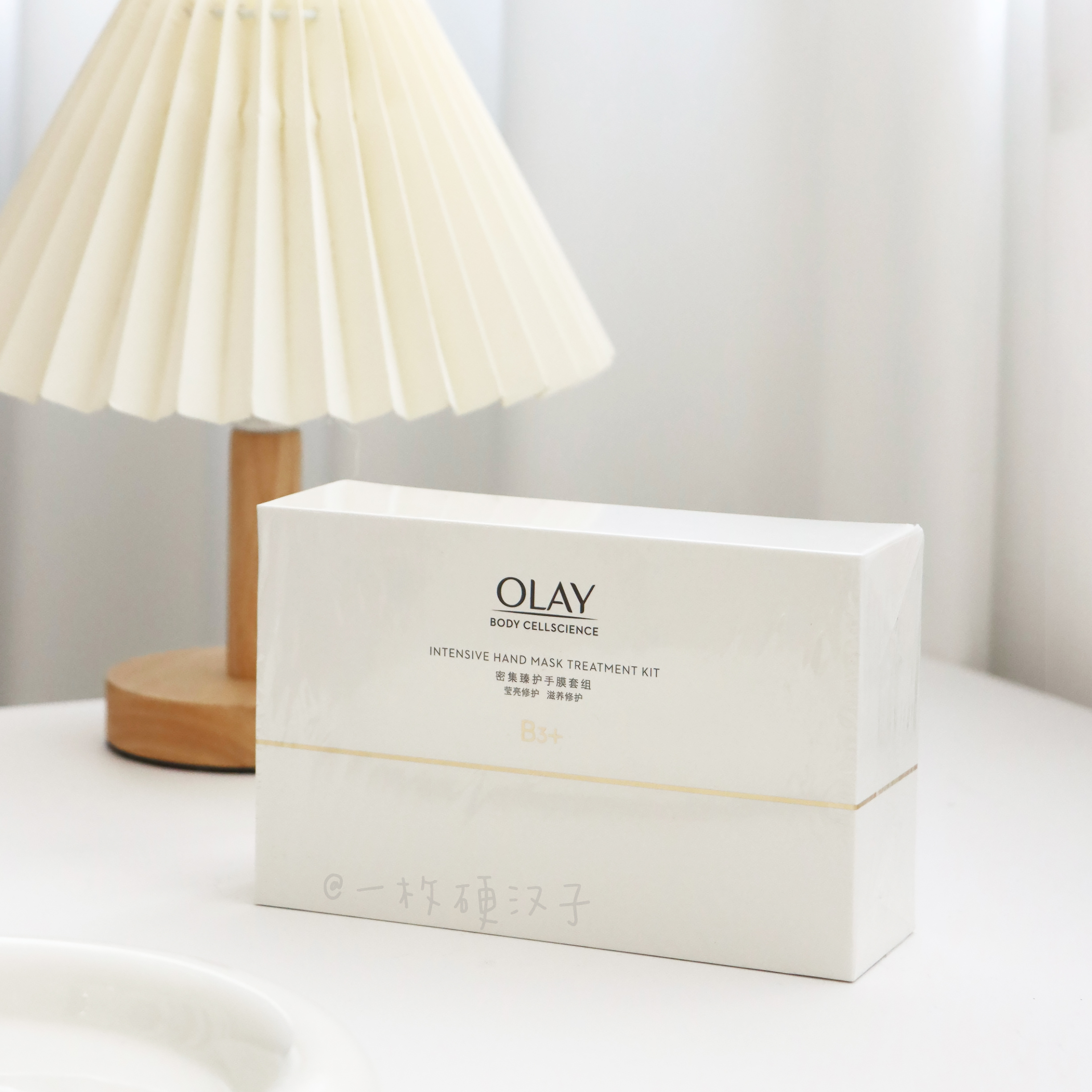 养成漫画手！拍2包邮 OLAY烟酰胺密集臻护手膜套组15ml*4焕白保湿