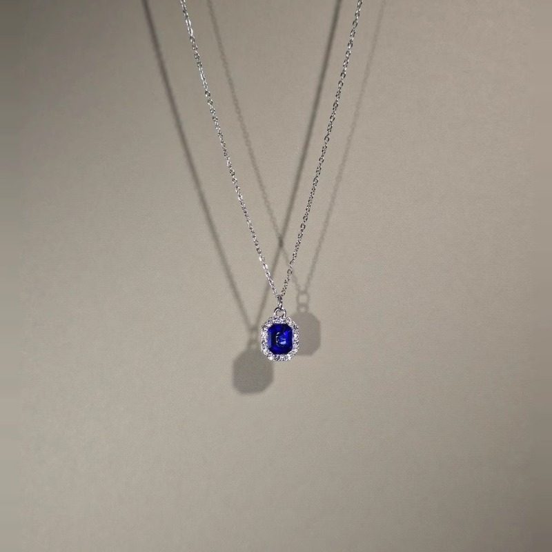 Cute luck古着女生项链蓝宝石吊坠时尚小众精致锁骨链配饰礼物