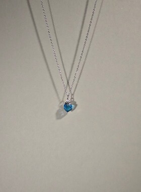 Cute luck古着女生项链蓝色方块吊坠时尚小众精致锁骨链配饰礼物