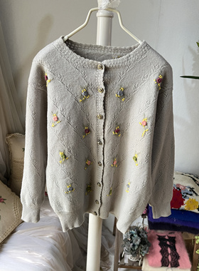 004004秋季新品甜美森系田园风重工刺绣小花舒适百搭减龄针织开衫