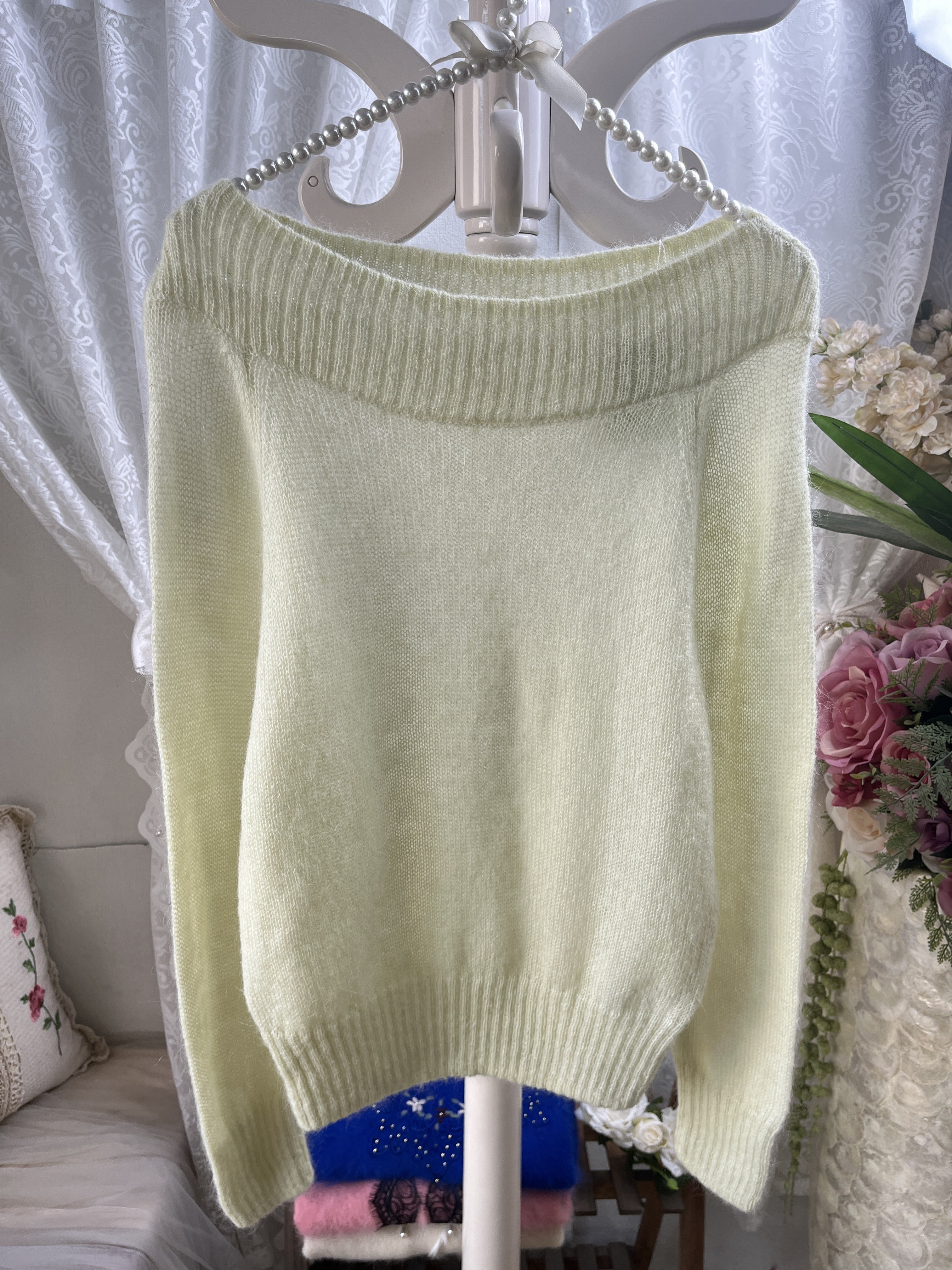 日系甜美风淡绿色一字肩超细马海毛毛衣女软糯温柔风极简风