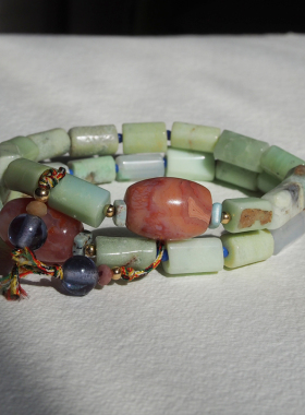 珠莲碧荷 朱红色珊瑚玉嫩绿澳洲玉淡雅水彩风孤品手链