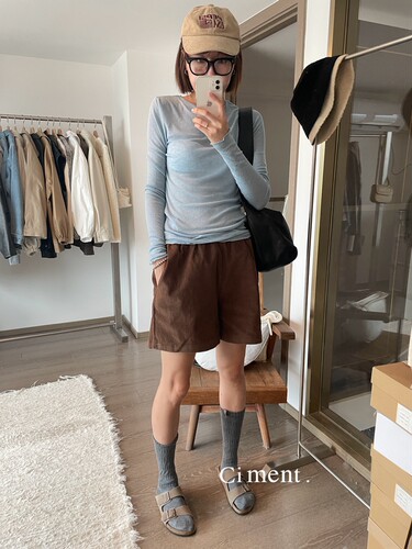 品质感软糯木耳边下摆打底上衣