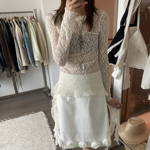 ciment 韩国东大门超仙不规则下摆精致蕾丝打底衫