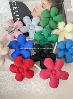 KNITSTUDIO小香风复古花朵胸针