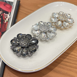 高级感合金水钻扣子貂皮大衣皮草装饰扣西服外套裘皮服装配饰扣子