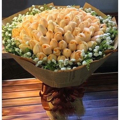 上海奉贤区奉城镇柘林镇通阳路鲜花店520配送玫瑰生日蛋糕花束