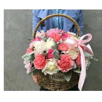 青岛李沧区九水东路书院路李沧宝龙维客广场鲜花店520配送玫瑰