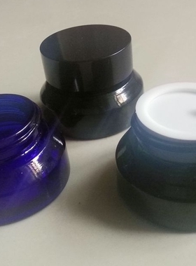 面霜瓶膏霜分装瓶现货可选金银黑配盖15g茶绿蓝色加厚玻璃斜肩瓶
