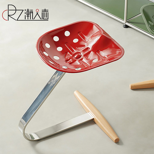 北欧Mezzadro拖拉机椅