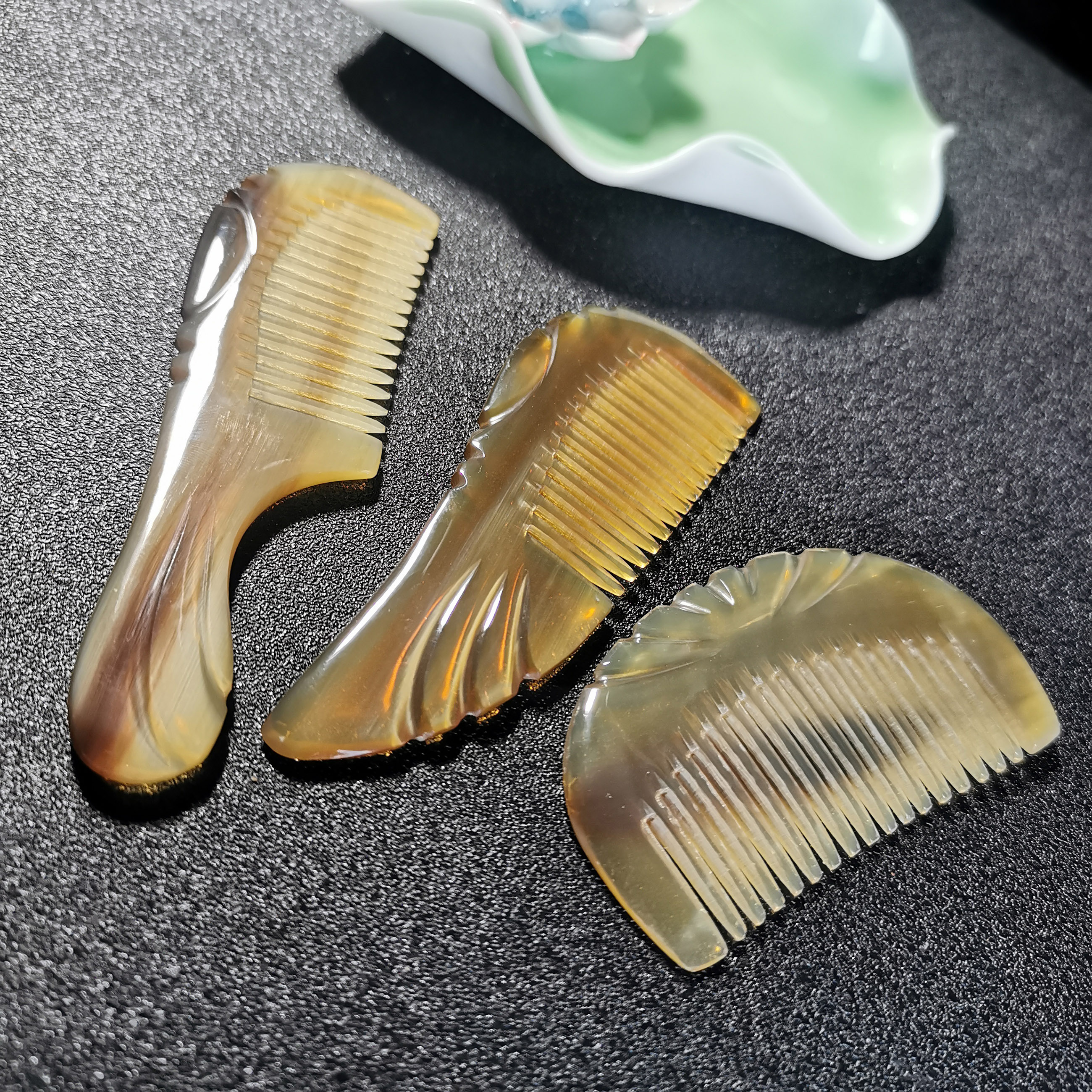 钥匙扣羊角梳挂件牛角梳