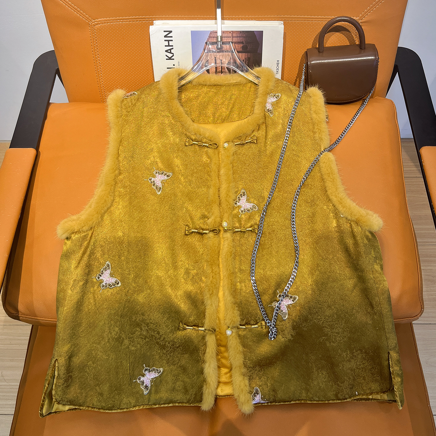 中国风盘扣短款加棉马甲