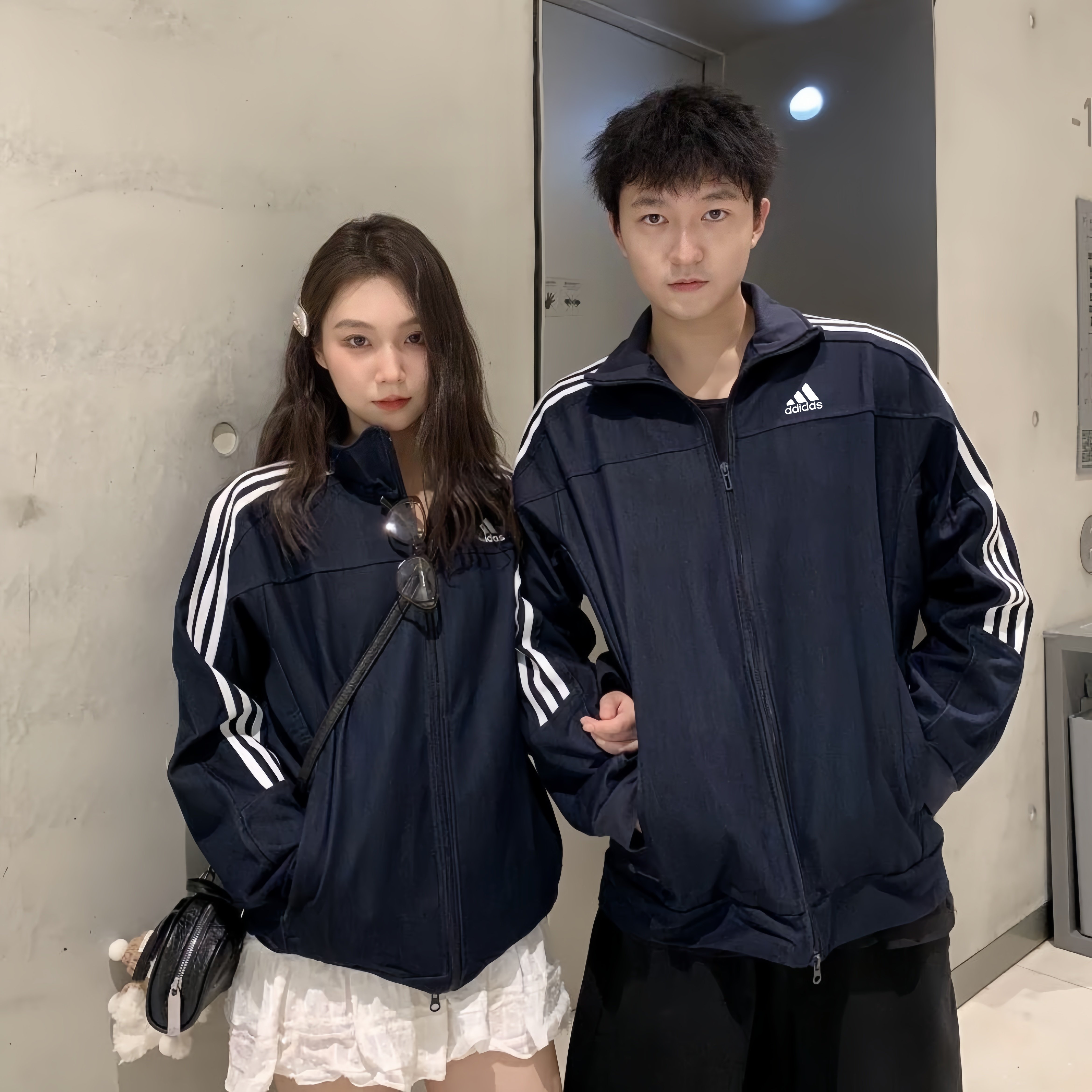 人气爆款丨QQ糖同款经典复古条纹休闲情侣立领夹克外套男女HC9952