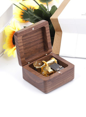 现代简约款实木胡桃木枫木镀金机芯音乐盒八音盒创意家居摆件礼物