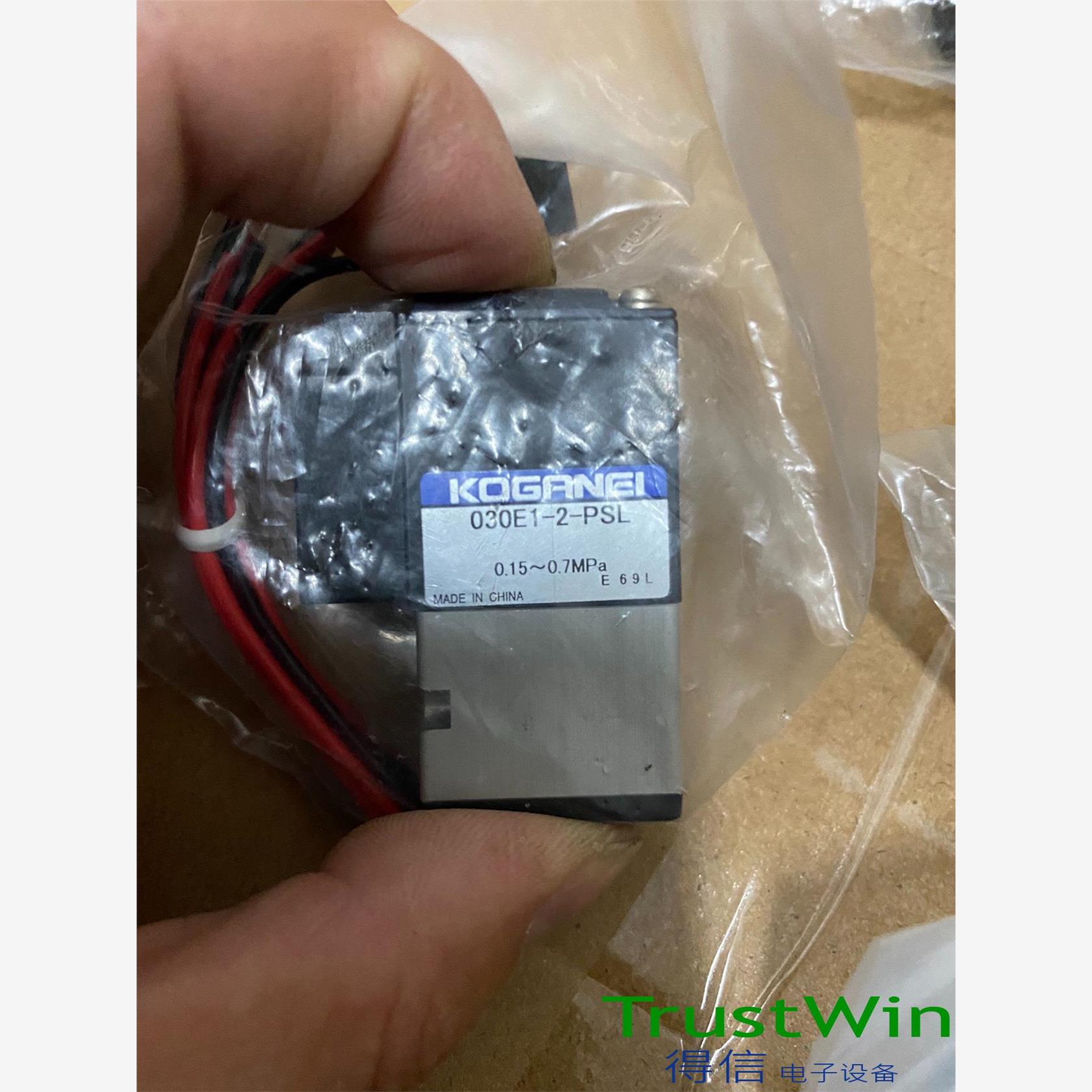 小金井电磁阀V030E1-2-PSL.剩余5个.打包350元；议价