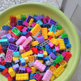 自由拼搭益智积木小颗粒儿童玩具开发智力DIY散件散装礼物摆件