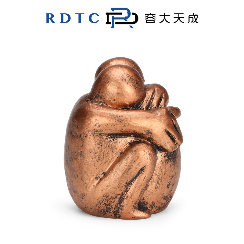 [롱다 오리지널 심리 모래 세트] 뗄래야 뗄 수 없는 캐릭터 남녀 포옹 모델 모래 테이블 수지 장식품 풍경