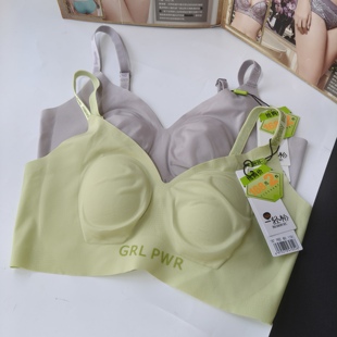 安芝娜AB超薄杯兔耳朵乳胶小胸聚拢无钢圈轻松文胸舒适不空杯防垂