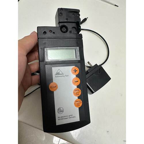 德国图尔克电容式传感器BC3-M12-AP6X-H1141 BC10-P30SR-VN4X