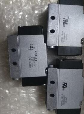 FESTO   VL-53G-18-B  173174  VL-52-18-B  173168