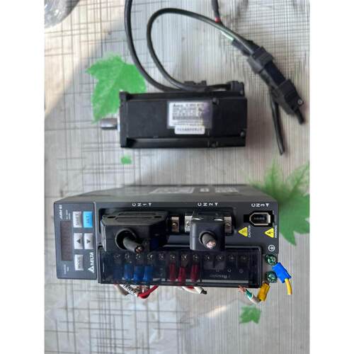 KI0020 电容式传感器 KI-2015-BBOA/NI