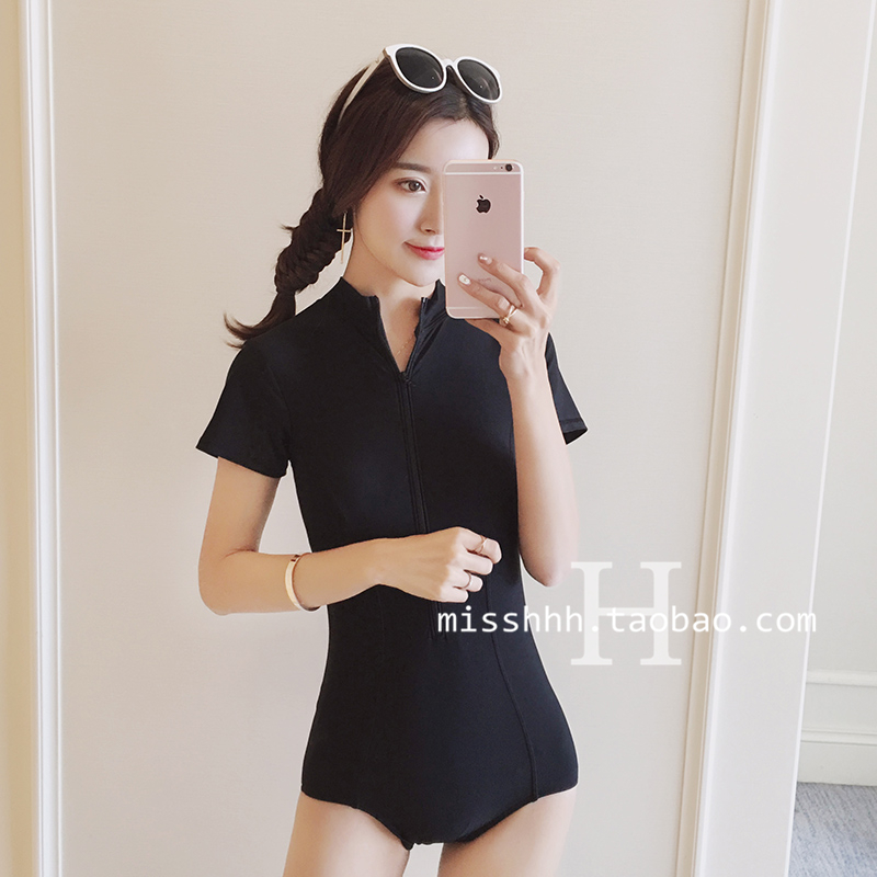 运动大牌韩国黑色复古温泉性感时尚修身显瘦女士三角连体泳衣高领