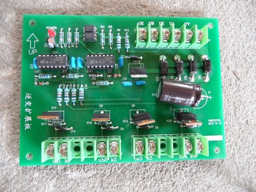 带电源的一拖四逆变脉冲板中频炉线路控制板保护整流脉冲逆变板