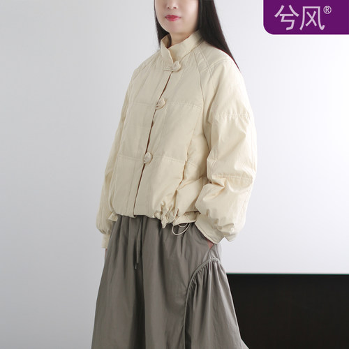 茧型抽褶防风重工高端短款羽绒服